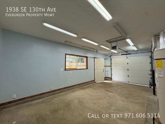 Building Photo - 1938 SE 130th Ave