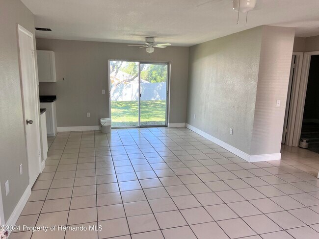 Building Photo - 13105 Hanley Dr