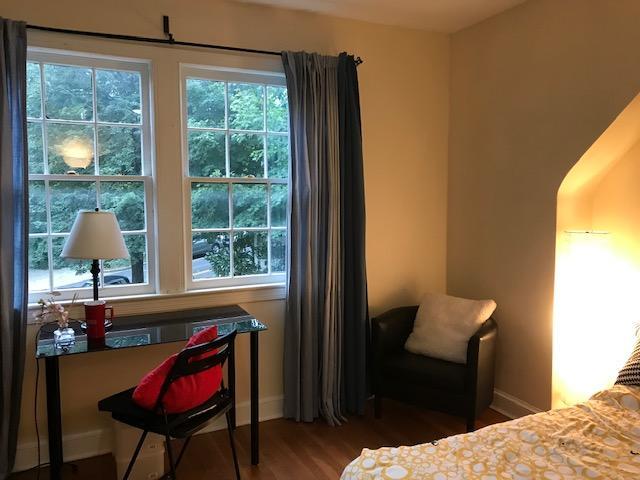 Room # 3 - 4427 Nebraska Ave NW