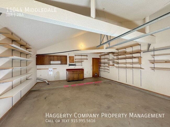 Building Photo - 11044 Middledale-