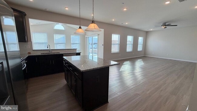 Building Photo - 35 Signal Knob Cottage Dr