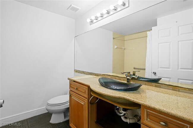 Building Photo - 1220 Reserve Way