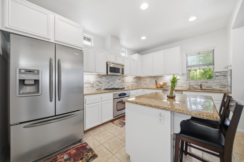 Building Photo - 1295 Blue Jean Way