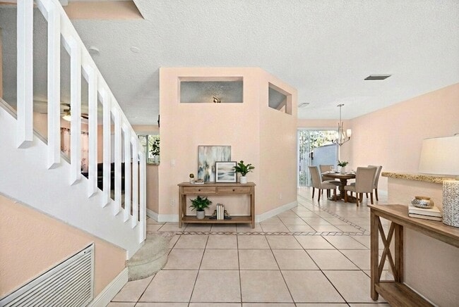 Building Photo - 18051 Rhumba Way