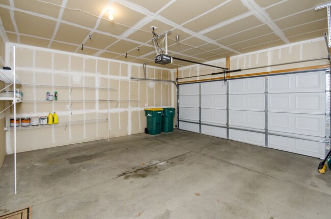 Building Photo - 6221 30th Ave NW