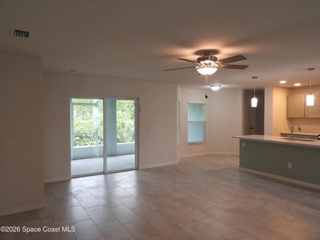 Building Photo - 1530 Paley Cir SE