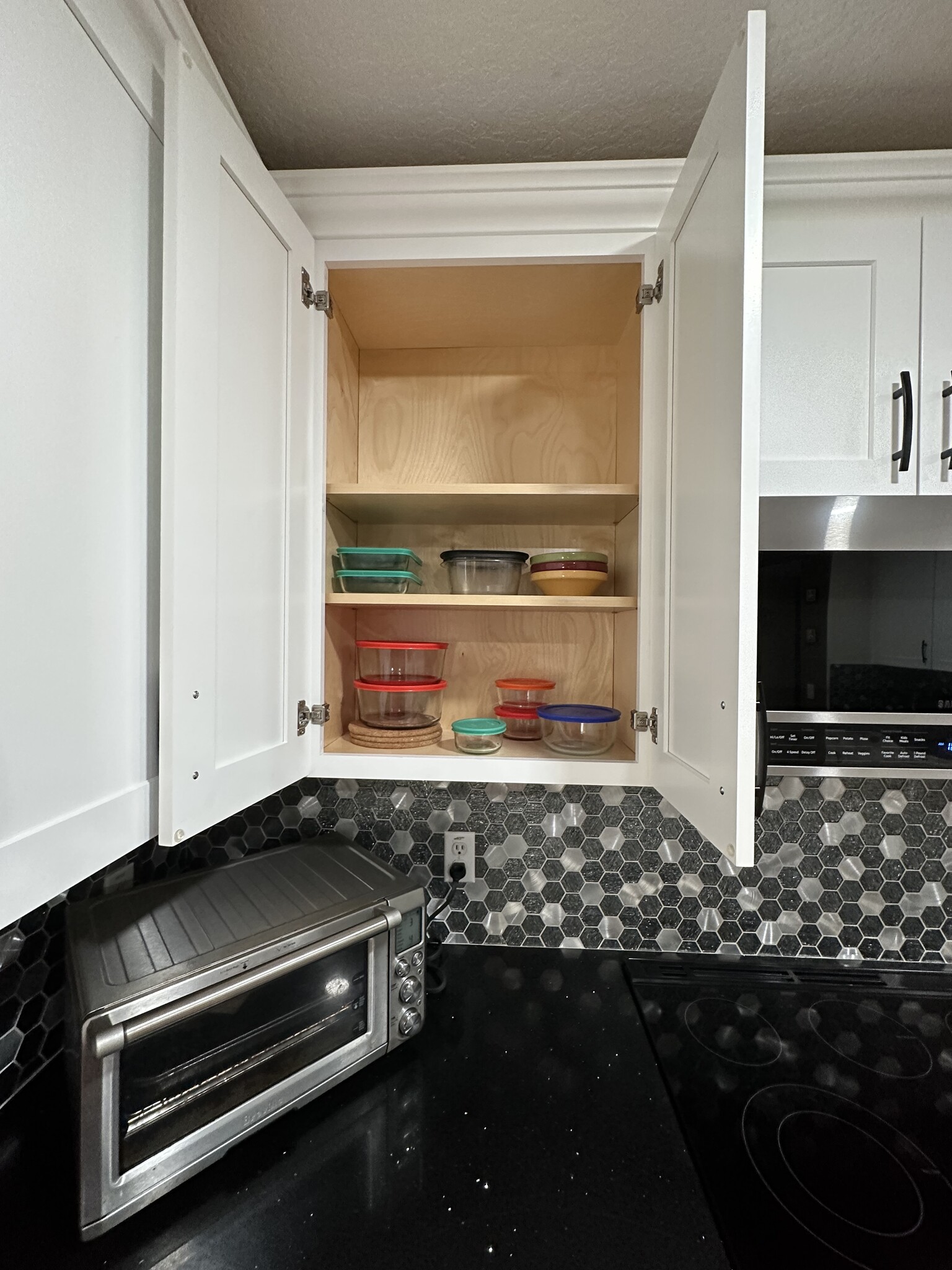 Building Photo - 246 Verdi St