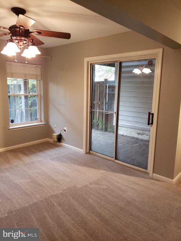 Building Photo - 4662 Deerwatch Dr