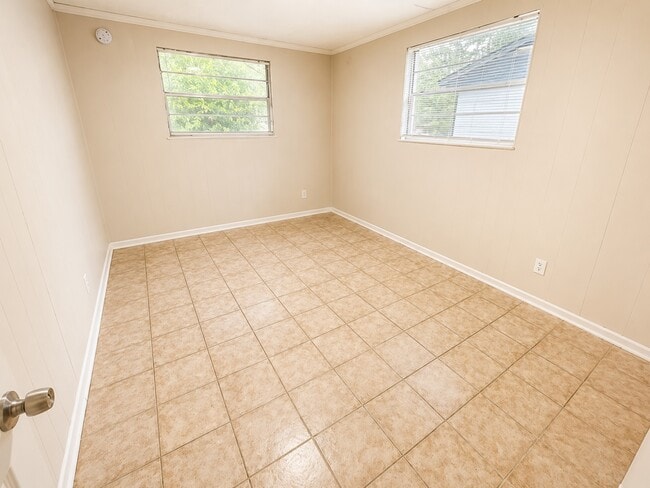 Building Photo - 7178 Conant Ave