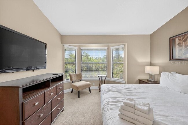Building Photo - 14525 Damai Ln