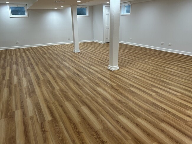 Building Photo - 105 N Phelps Ave