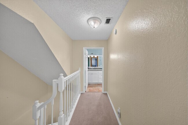Building Photo - 110 Ocean Hollow Ln