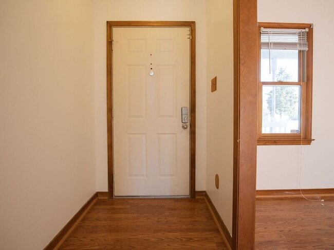 Building Photo - 7412 Pineleaf Dr