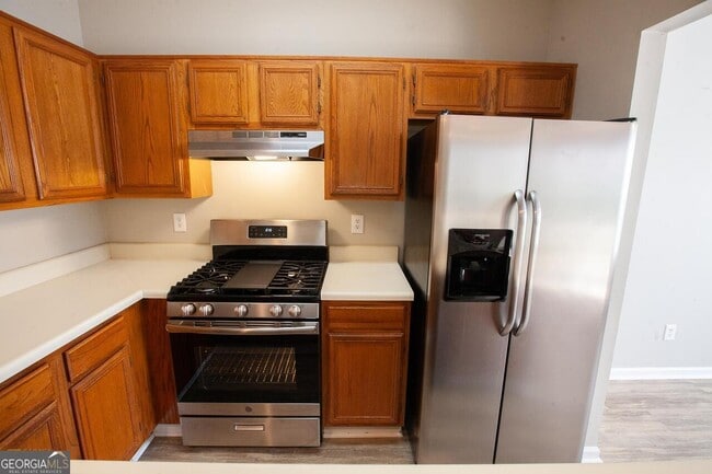 Building Photo - 1703 Ridgefield Dr