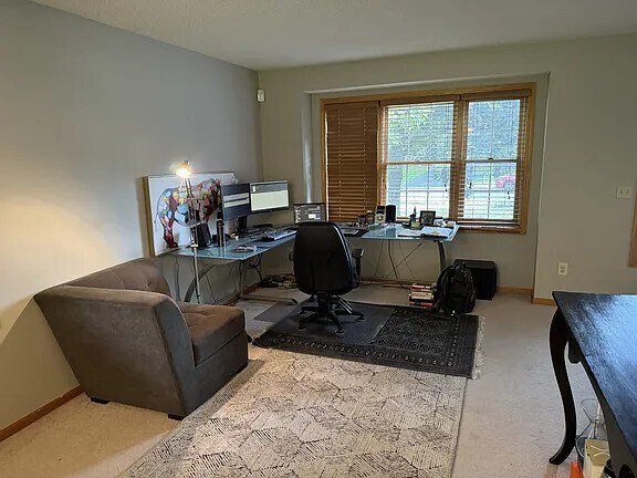 Building Photo - 16842 Hanover Ln