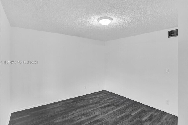 Building Photo - 4211 NW 19th St