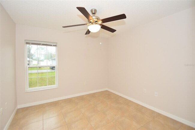 Building Photo - 34 Renshaw Dr