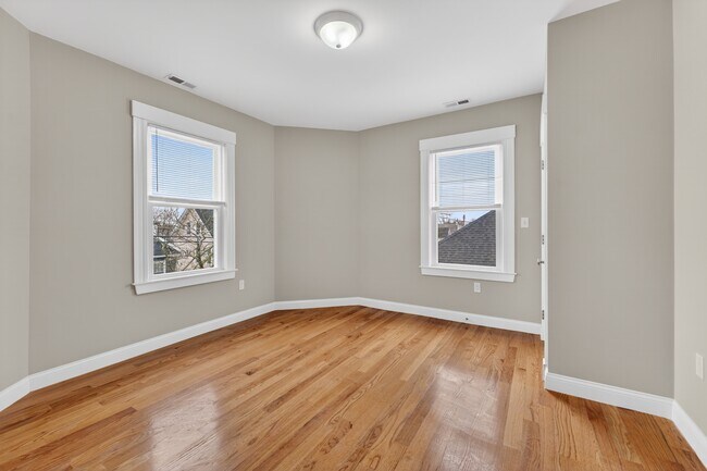 Building Photo - 42 Almont St