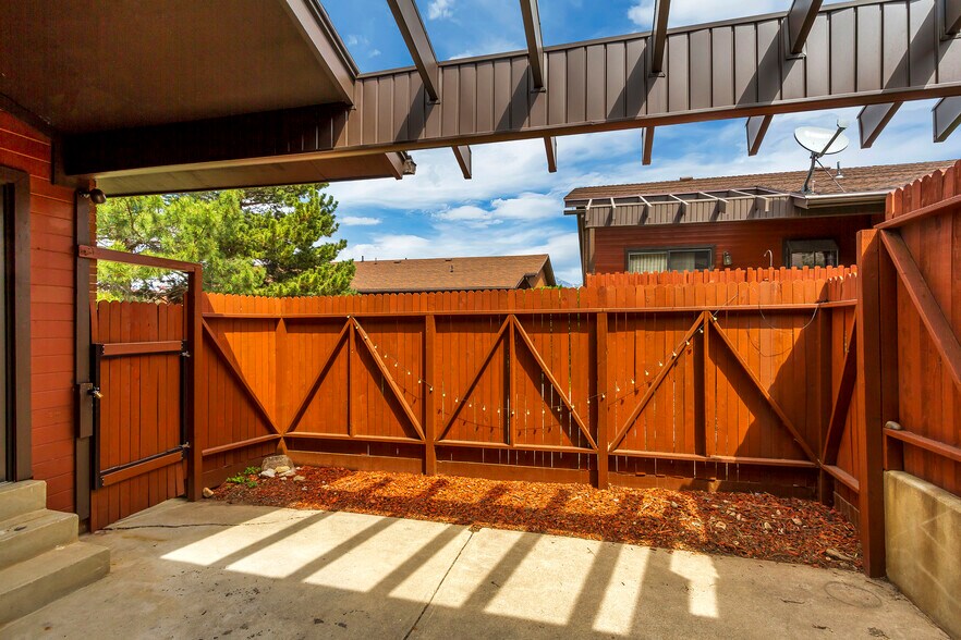 Building Photo - 1310 E 1990 S