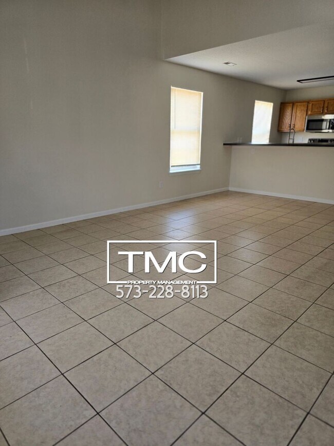 Building Photo - 4304-4306 Derby Ridge