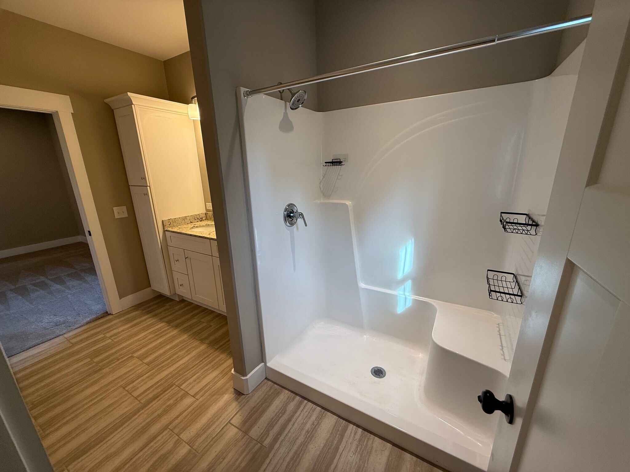 Building Photo - 1124 Cross Pointe Dr