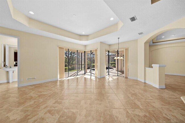 Building Photo - 650 Crane Prairie Way