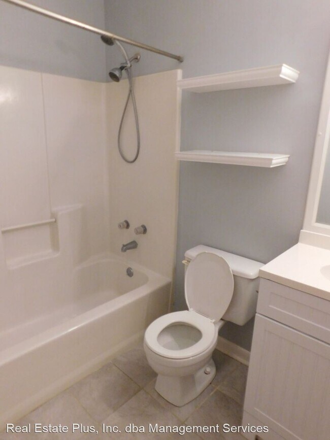 Building Photo - 3 br, 2 bath House - 1501 Race Track Road