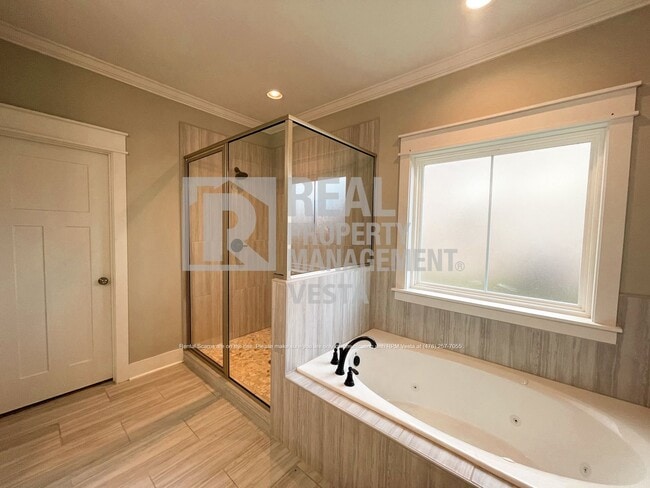 Building Photo - 113 Perth Ct