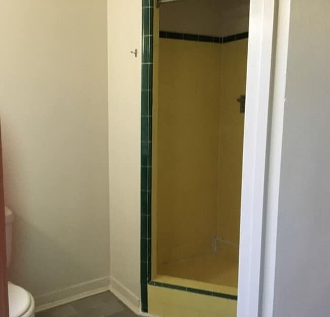 Building Photo - *DS647/7th408-McKinney, Sally