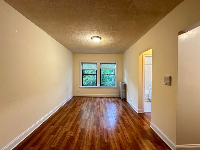 Building Photo - 1742 N Humboldt Blvd