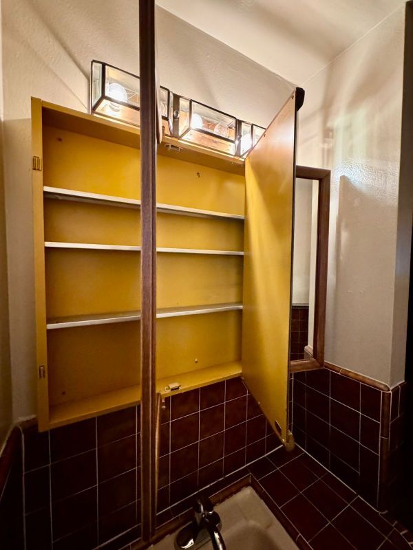 Building Photo - 2088 Cypress Ave