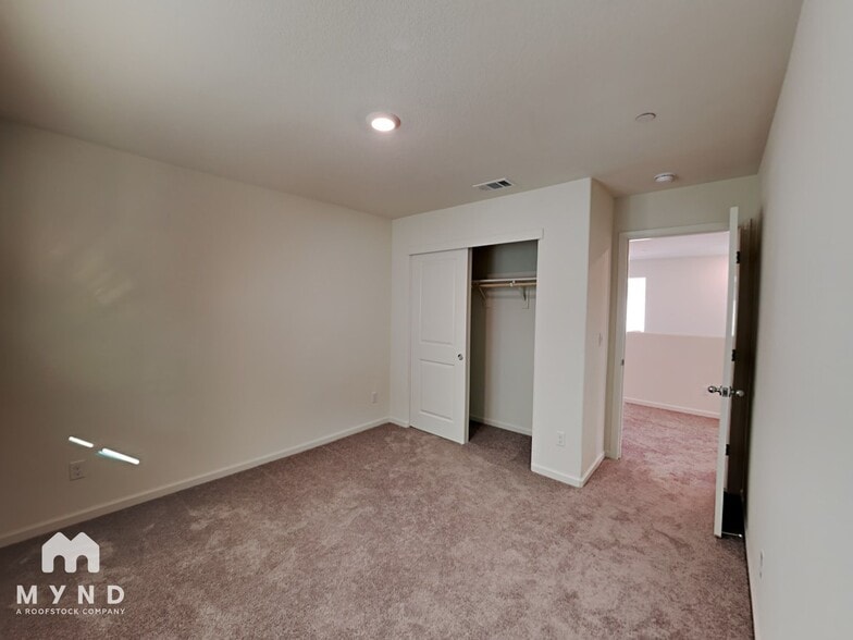 Building Photo - 3831 Berrybridge St