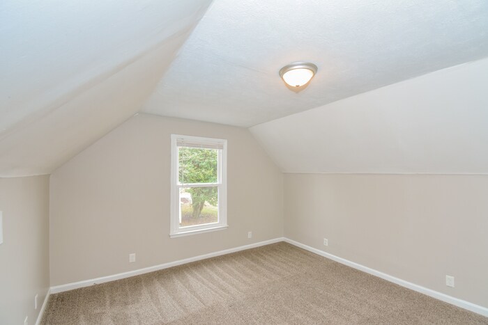 Building Photo - 405 Lillie Belle Ln
