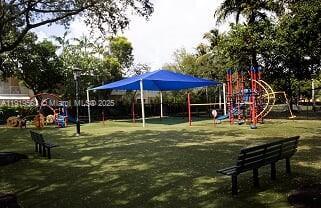 Building Photo - 3080 Allamanda St