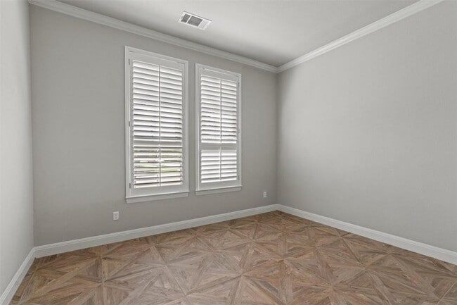 Building Photo - 201 Barefoot Park Ln