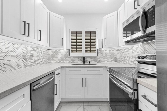 Building Photo - 234 NW 45th St