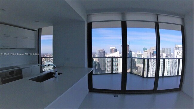 Building Photo - 1300 S Miami Ave