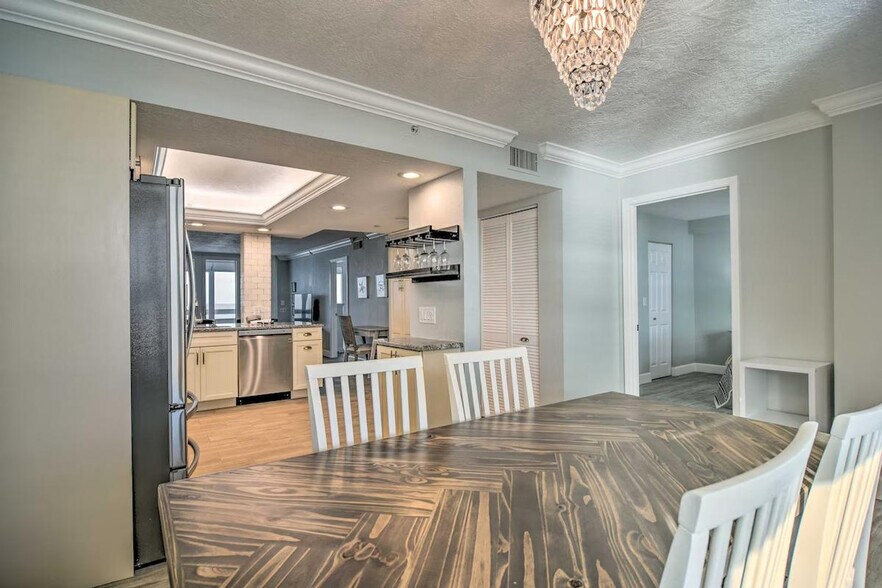 Building Photo - 17900 Gulf Blvd