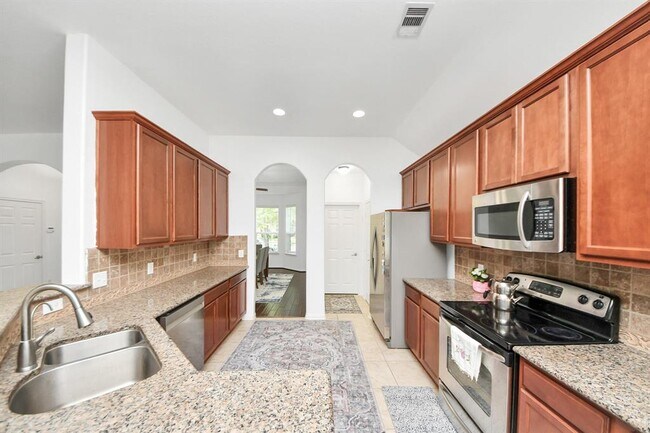 Building Photo - 18126 Rustic Brook Ct