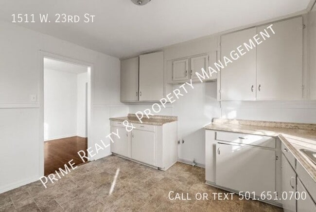 Building Photo - 1511 W 23rd St