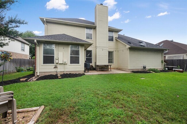 Building Photo - 309 N Carriage Hills Dr