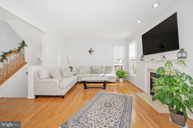 Building Photo - 18921 Fountain Hills Dr