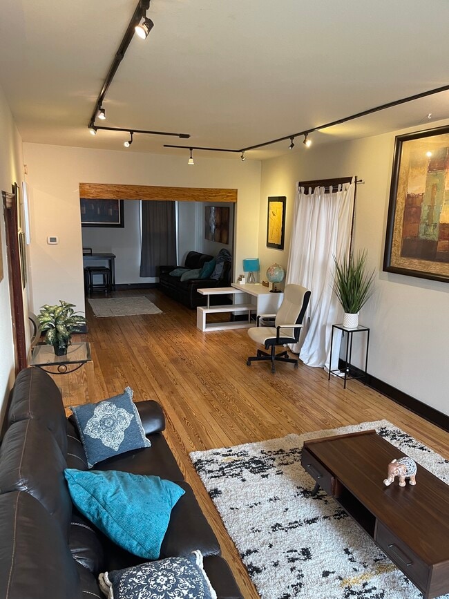 Building Photo - 308 Inca St