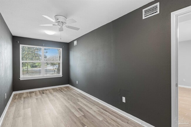 Building Photo - 3066 Rosa Del Villa Dr
