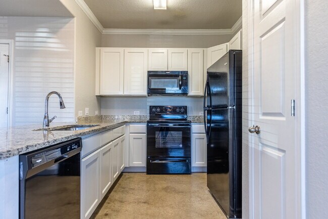 Building Photo - 6265 Eddie Way