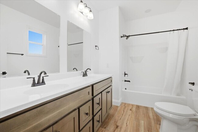 Building Photo - Dandridge -  New Construction