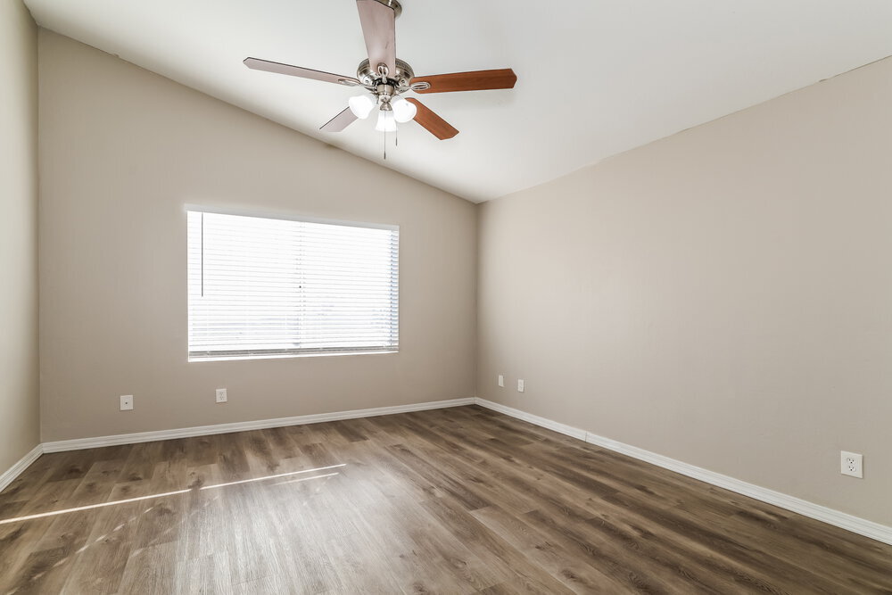 Building Photo - 2345 E Gelding Dr