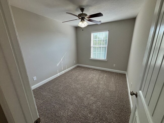 Building Photo - 729 Benelli Ct