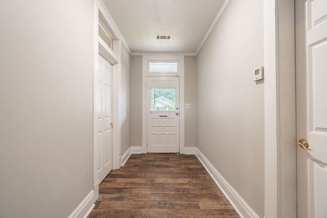 Building Photo - Beautiful 3 Bed / 2 Bath Home in Fort Smith