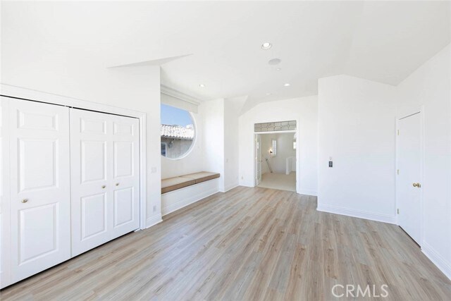 Building Photo - 12 San Remo